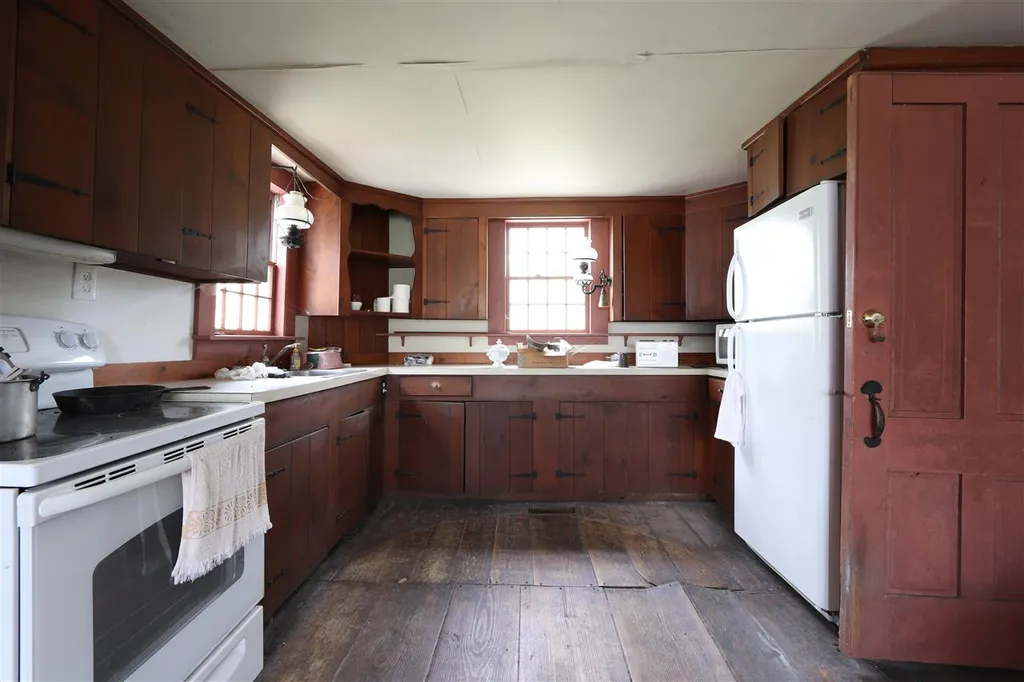 246 Old West Road Barnet VT 05821