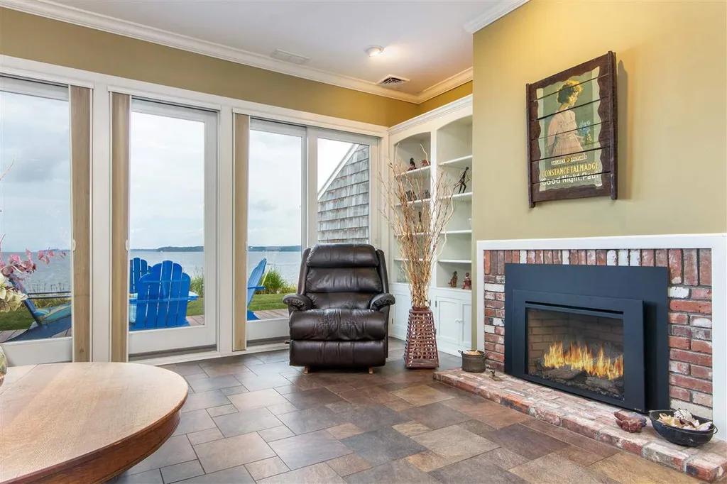 17 Harbor Watch Road Burlington VT 05401