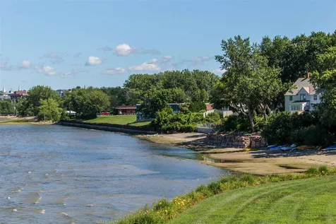 17 Harbor Watch Road Burlington VT 05401