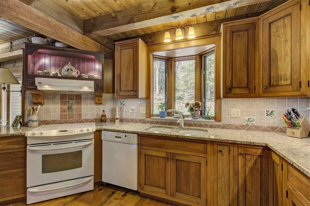 276 Lake Avenue Sunapee NH 03782
