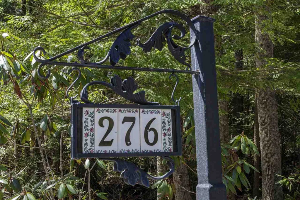 276 Lake Avenue Sunapee NH 03782