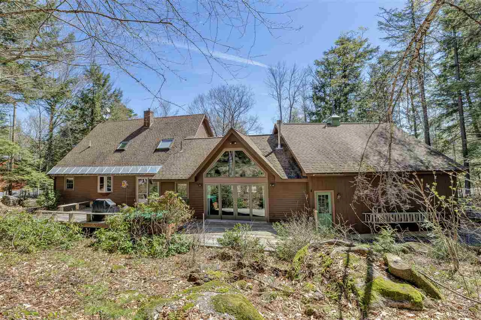 276 Lake Avenue Sunapee NH 03782