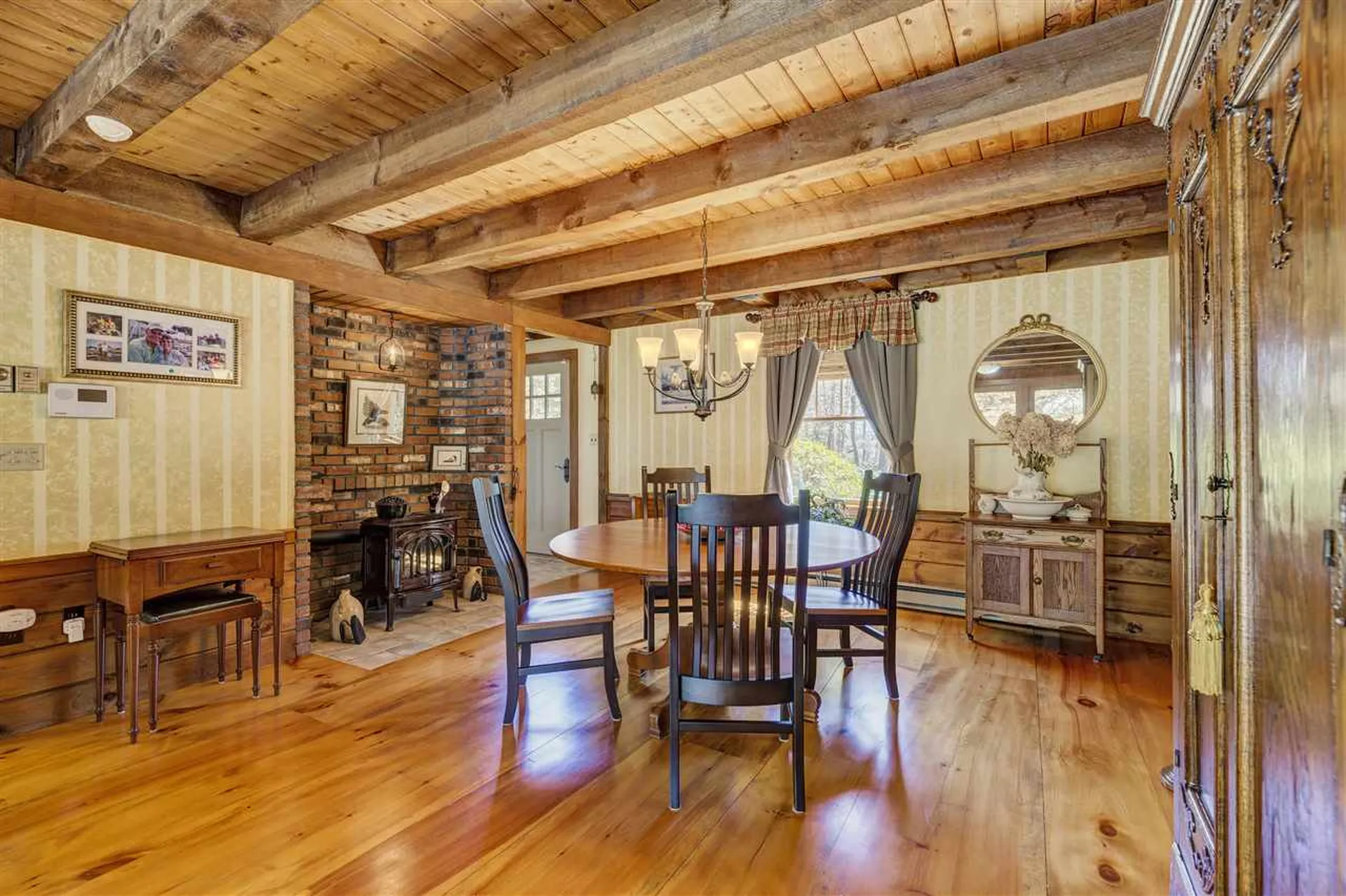 276 Lake Avenue Sunapee NH 03782