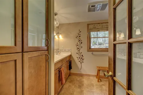 276 Lake Avenue Sunapee NH 03782