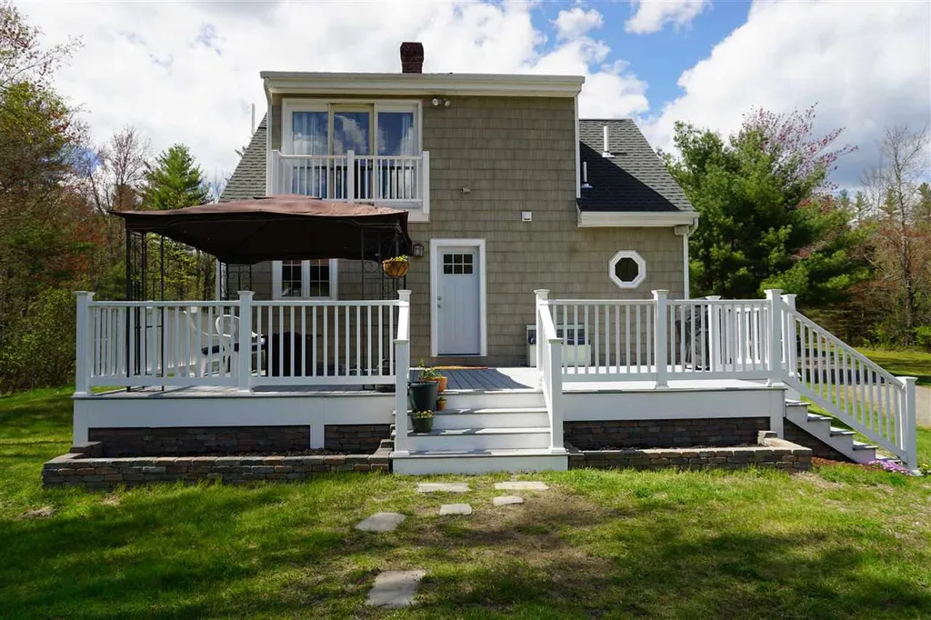339 Church Road Pembroke NH 03275