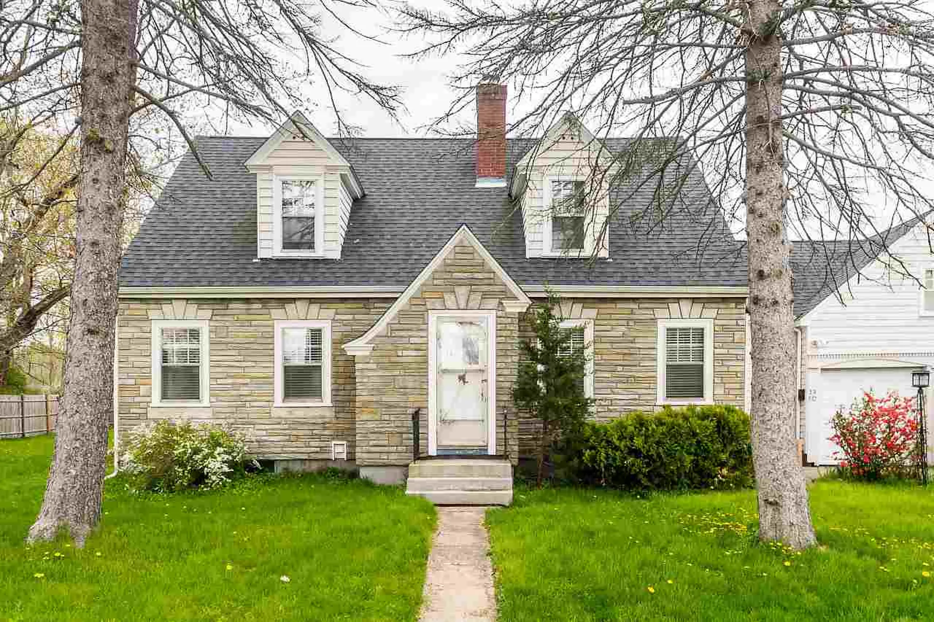 13 1/2 N Main Street Newmarket NH 03857