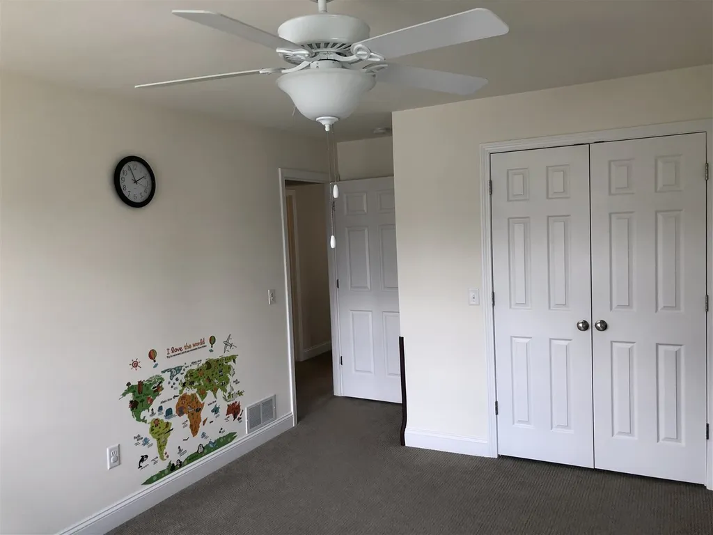 32 Sommerfield Avenue South Burlington VT 05403