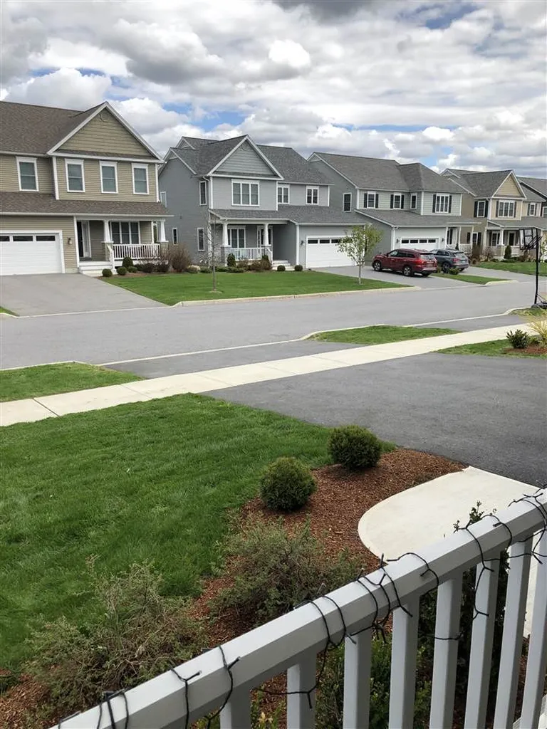 32 Sommerfield Avenue South Burlington VT 05403