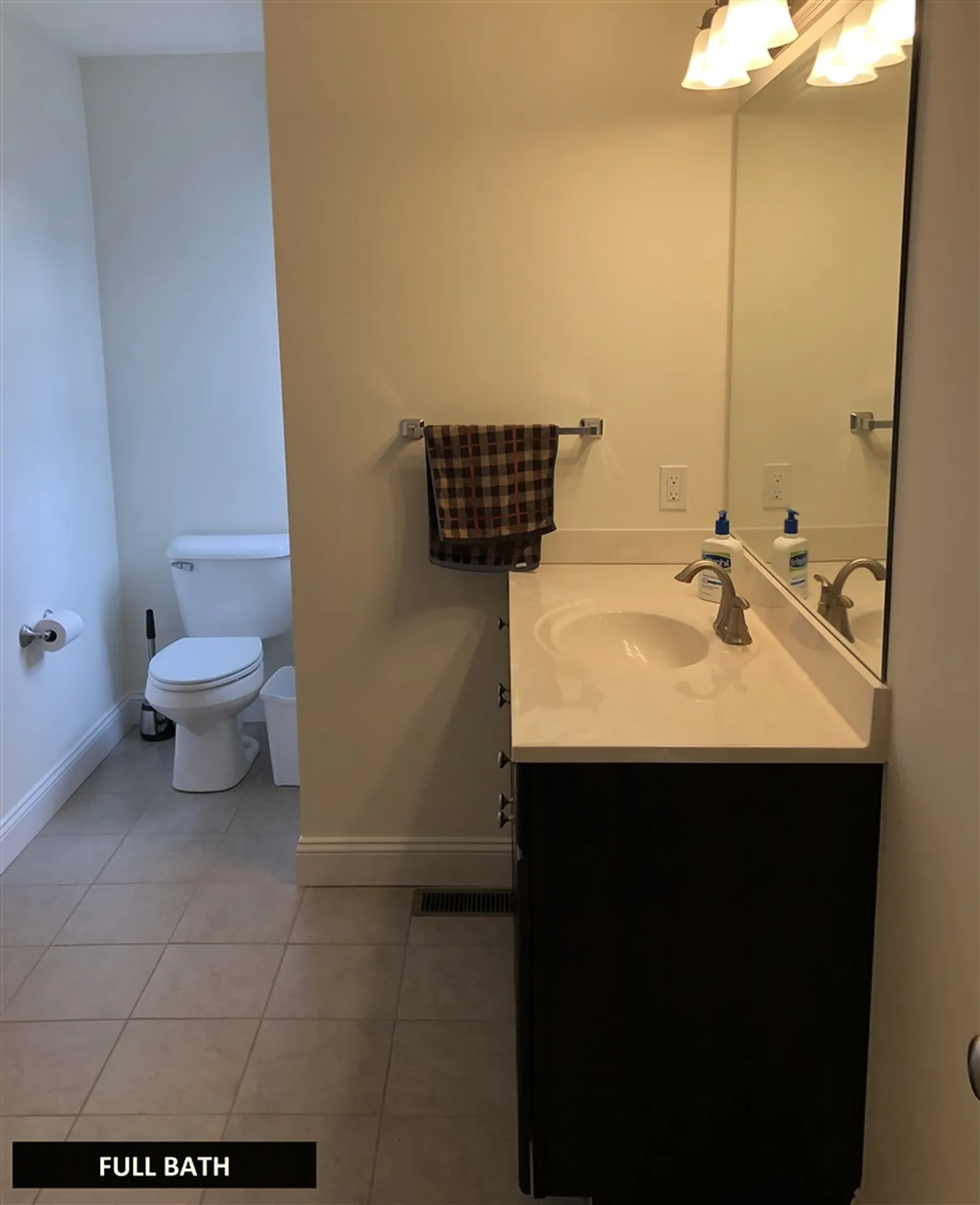 32 Sommerfield Avenue South Burlington VT 05403