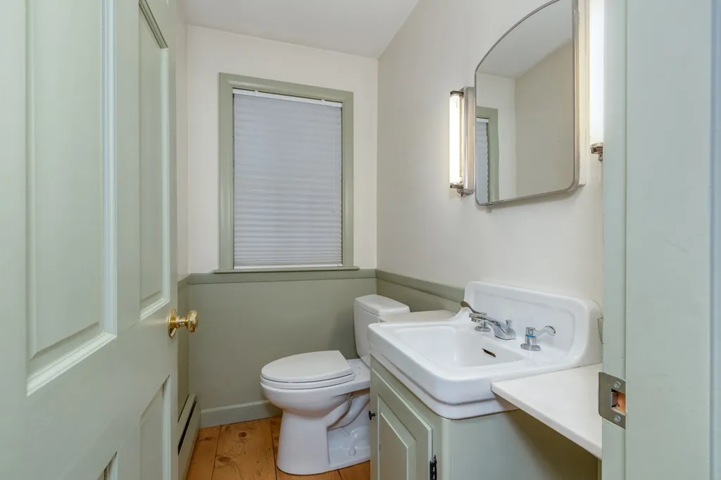 234 W Haven Road Manchester NH 03104