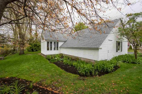 234 W Haven Road Manchester NH 03104