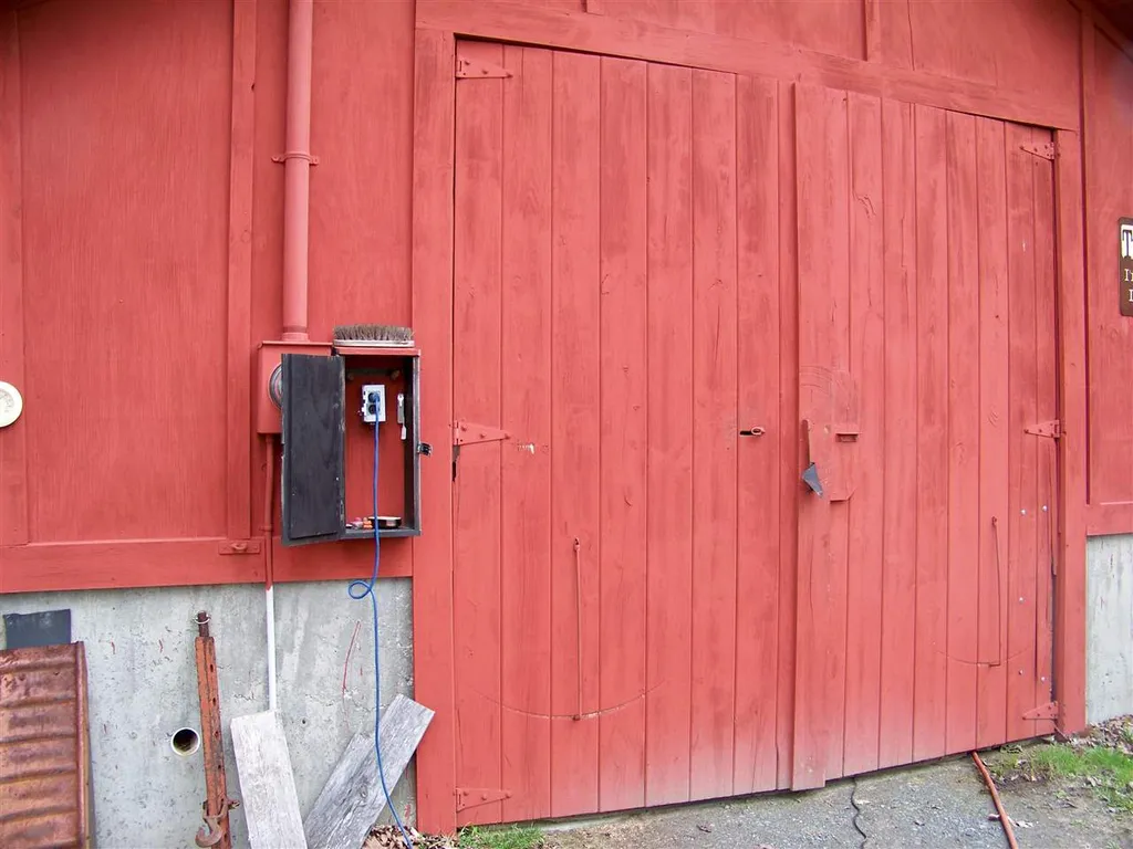 453 Us Route 4 Canaan NH 03741-7870