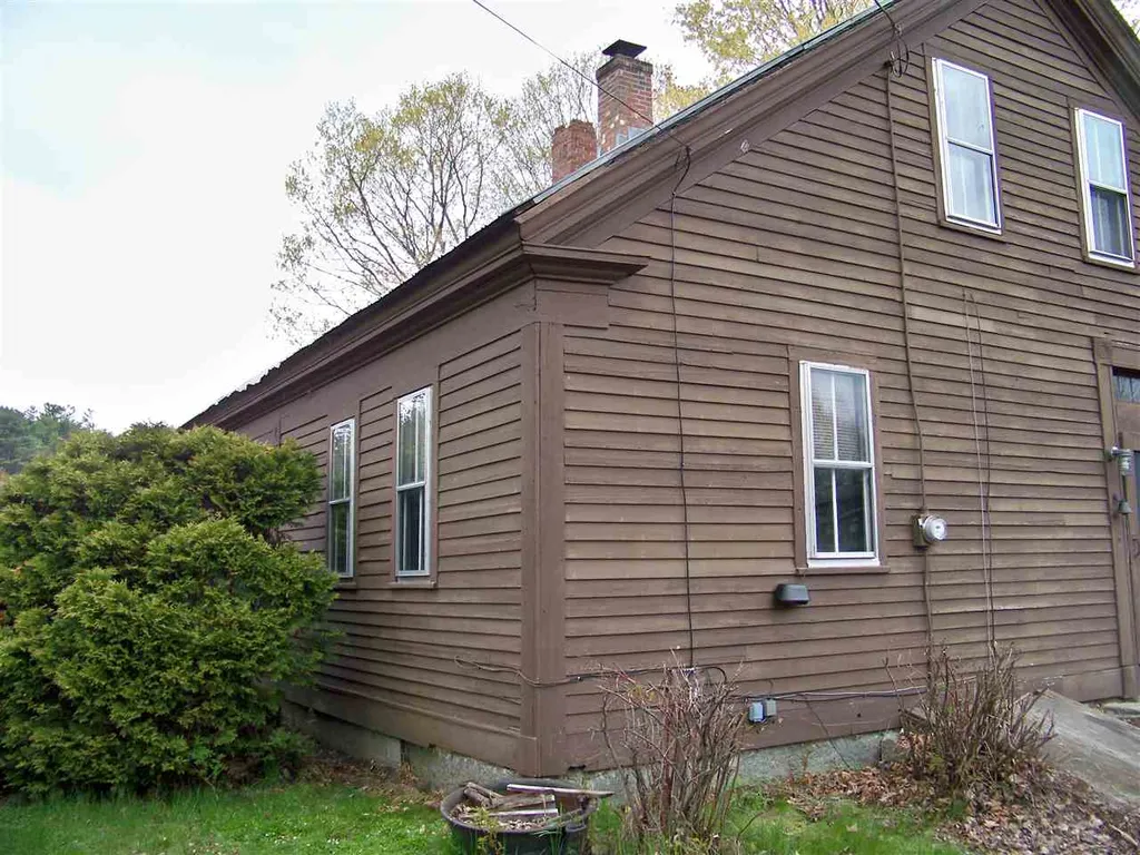 453 Us Route 4 Canaan NH 03741-7870