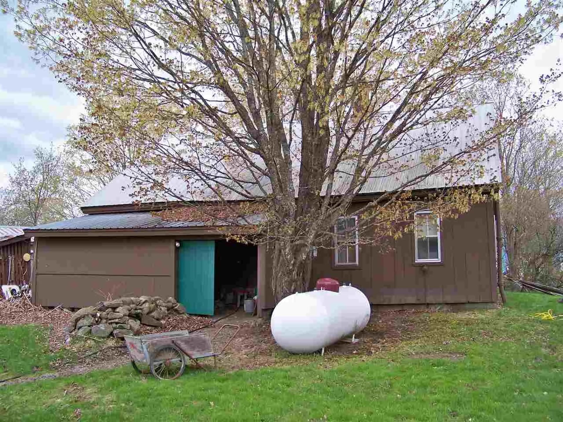453 Us Route 4 Canaan NH 03741-7870