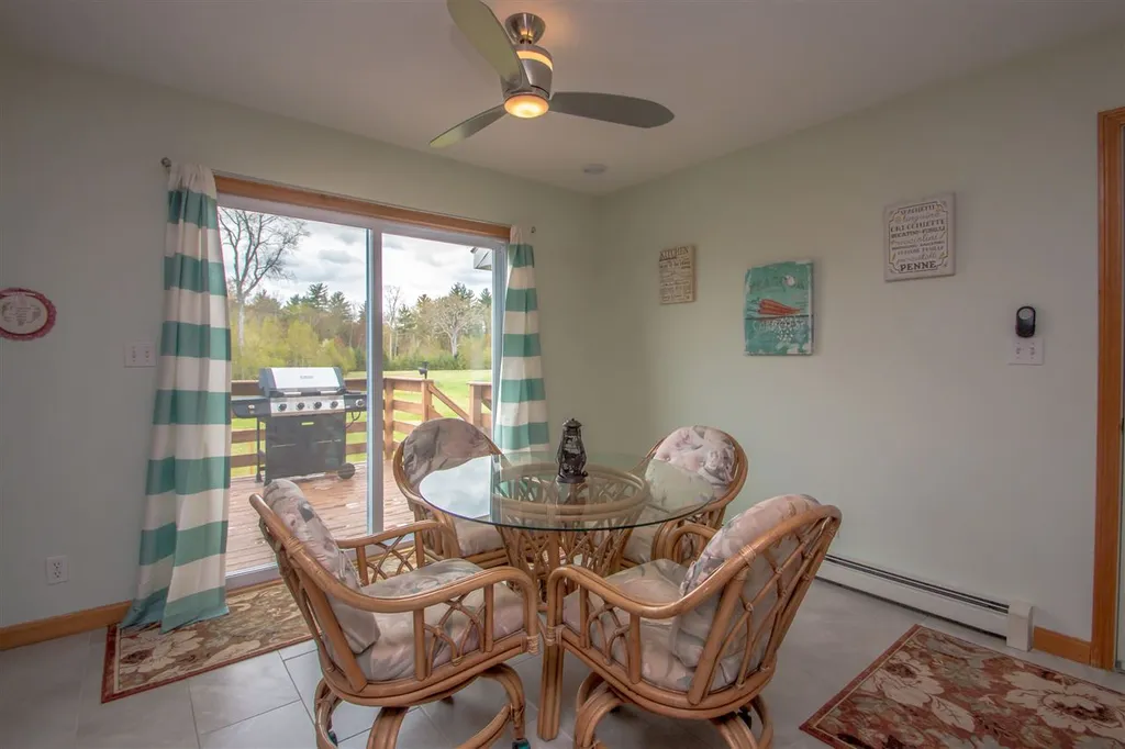 64 Scribner Road Fremont NH 03044