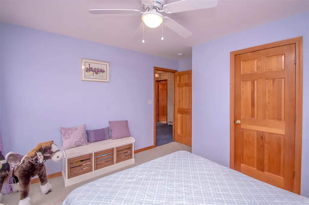 64 Scribner Road Fremont NH 03044