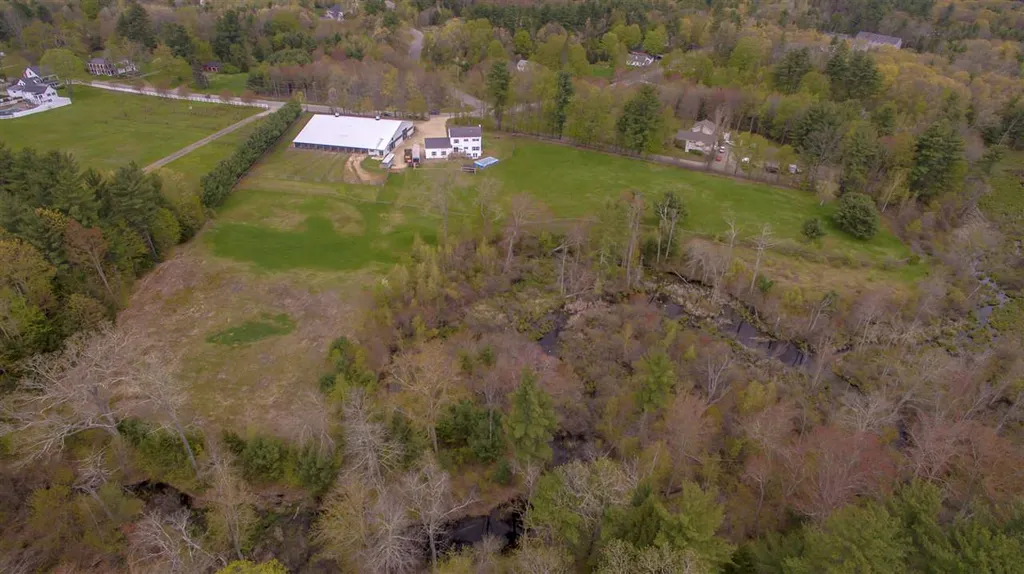 64 Scribner Road Fremont NH 03044