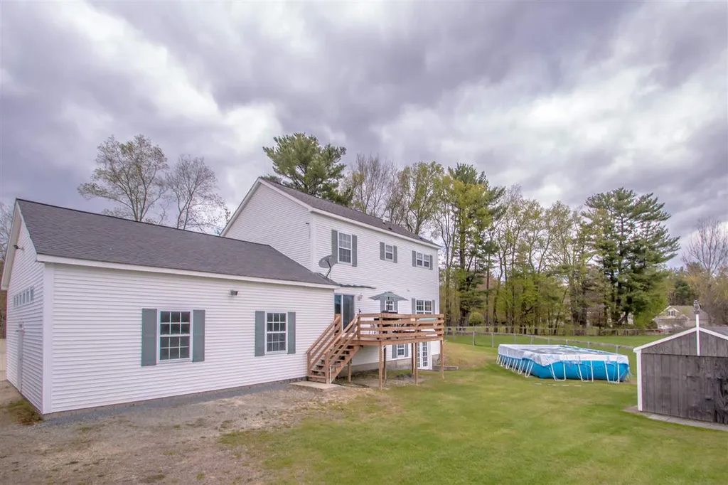 64 Scribner Road Fremont NH 03044