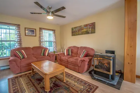 64 Scribner Road Fremont NH 03044