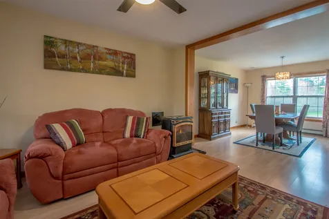 64 Scribner Road Fremont NH 03044