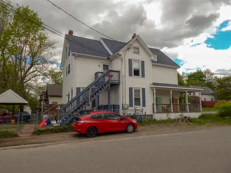 41 South Avenue Derry NH 03038
