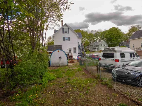41 South Avenue Derry NH 03038