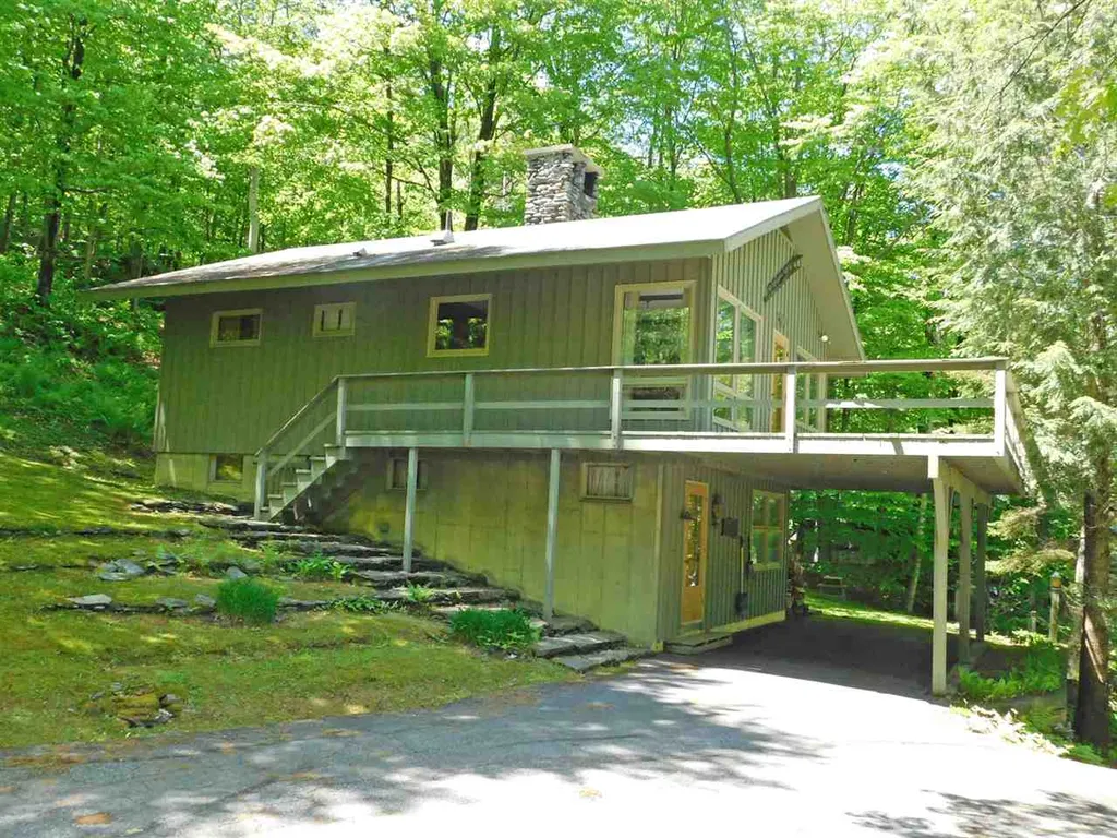 348 Schuss Pass Road Fayston VT 05673