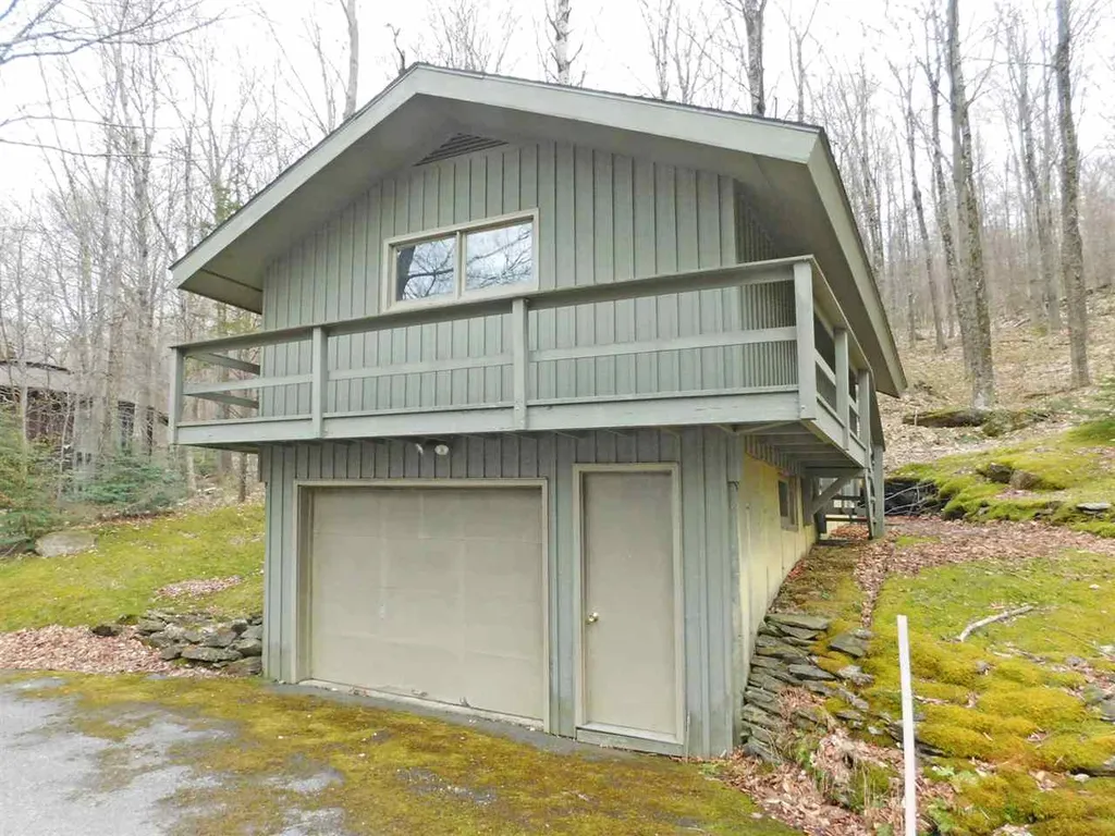 348 Schuss Pass Road Fayston VT 05673