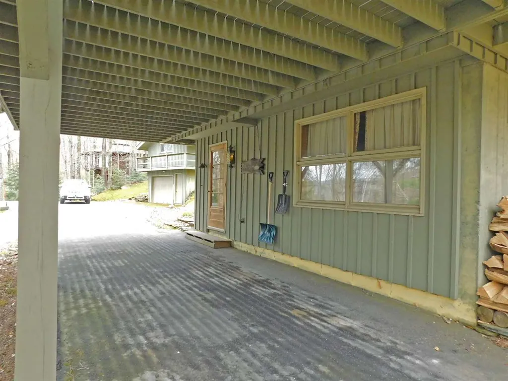 348 Schuss Pass Road Fayston VT 05673