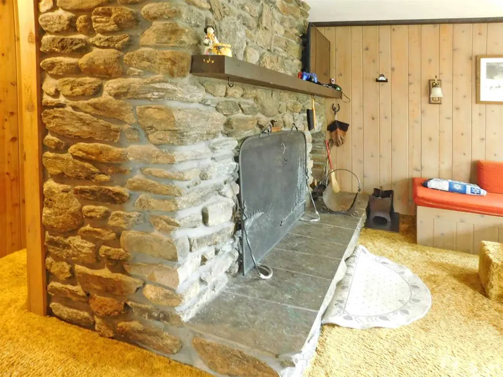 348 Schuss Pass Road Fayston VT 05673
