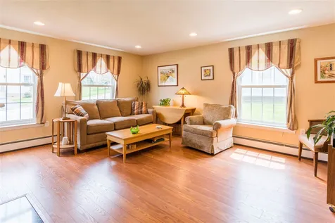 14b Apple Tree Drive Goffstown NH 03045