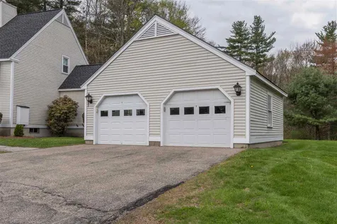 14b Apple Tree Drive Goffstown NH 03045