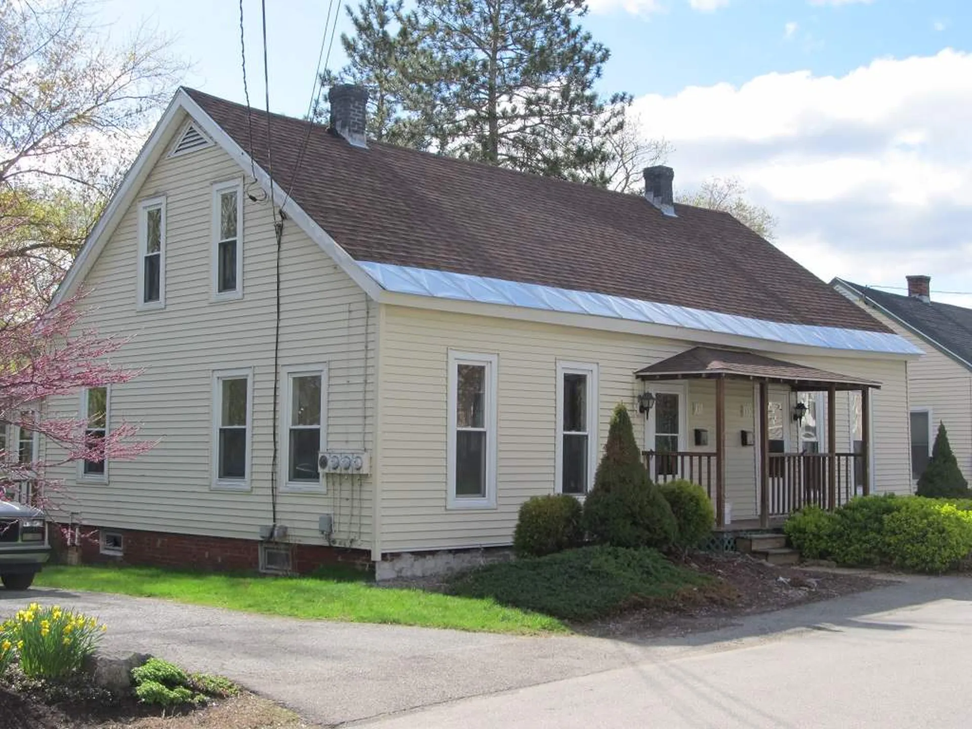 33/35 Page Street Keene NH 03431