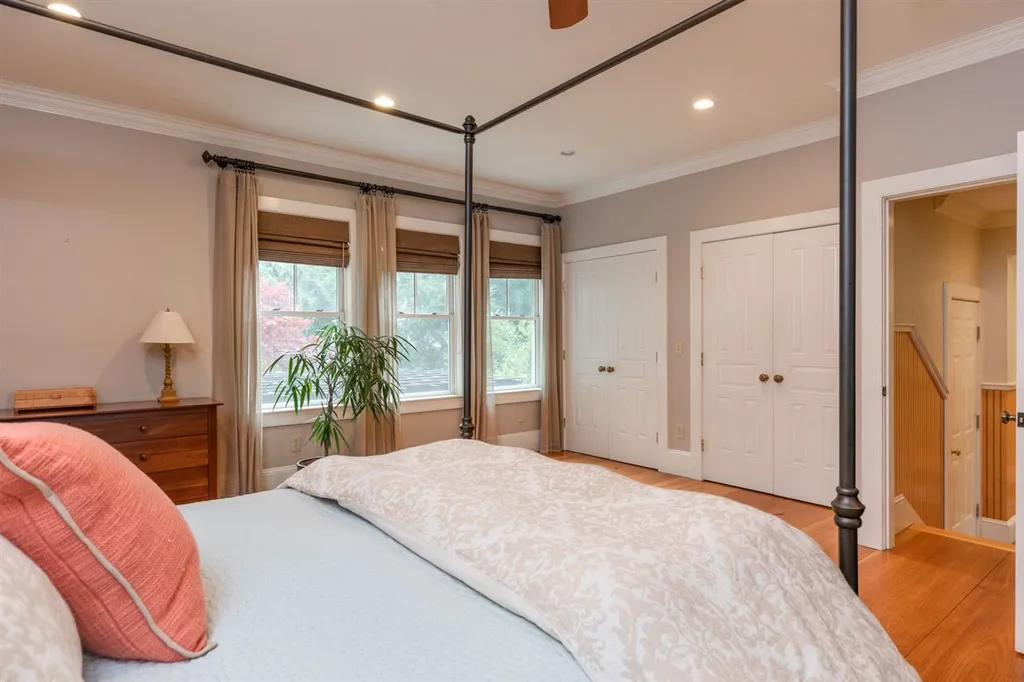 22 Lexington Street Dover NH 03820