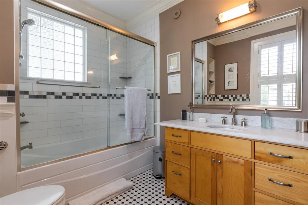 22 Lexington Street Dover NH 03820
