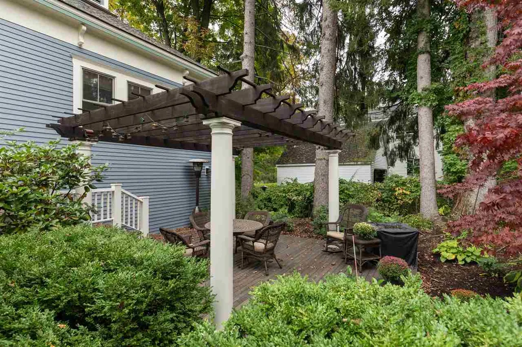22 Lexington Street Dover NH 03820