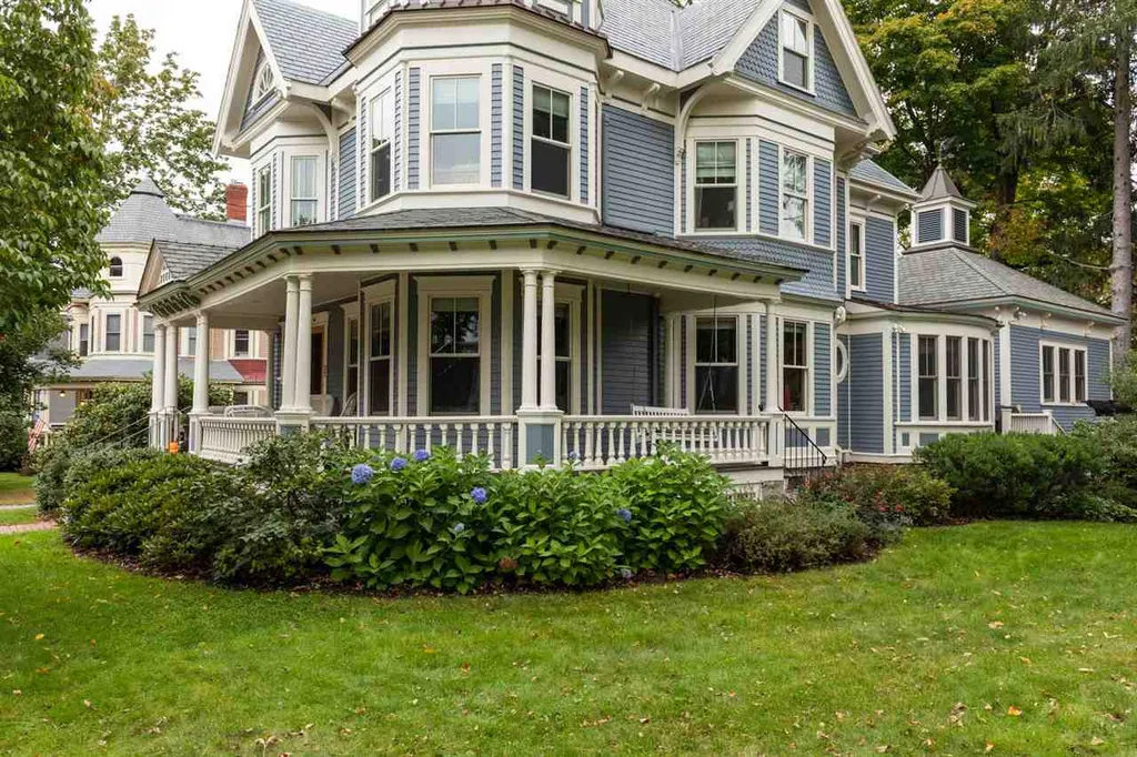 22 Lexington Street Dover NH 03820