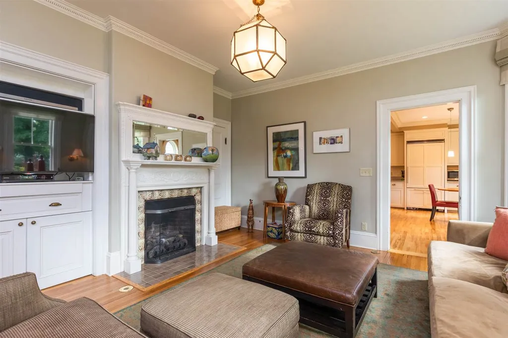 22 Lexington Street Dover NH 03820