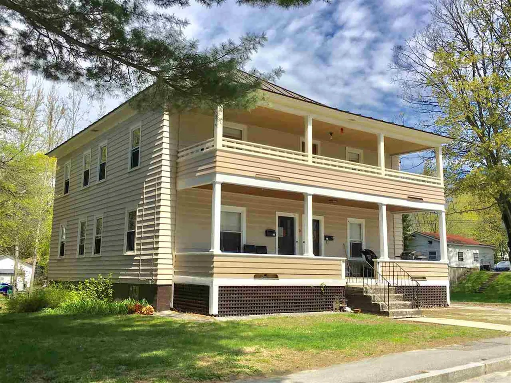 24 Barnes Street Claremont NH 03743