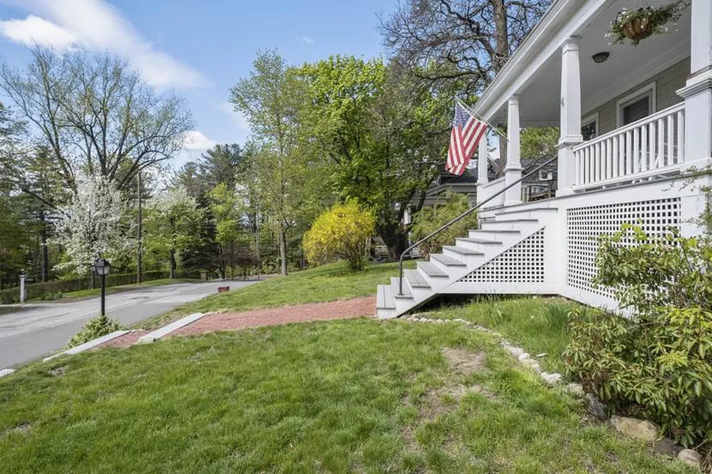 4 Kent Street Concord NH 03301