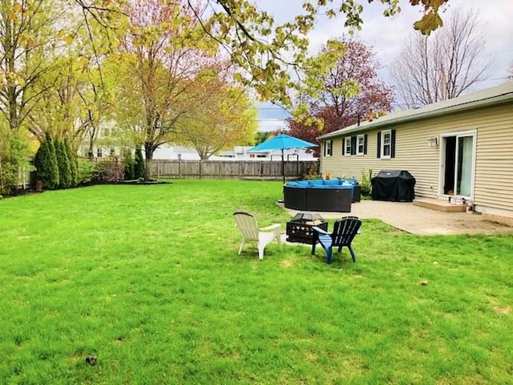 76 Suzanne Drive Portsmouth NH 03801