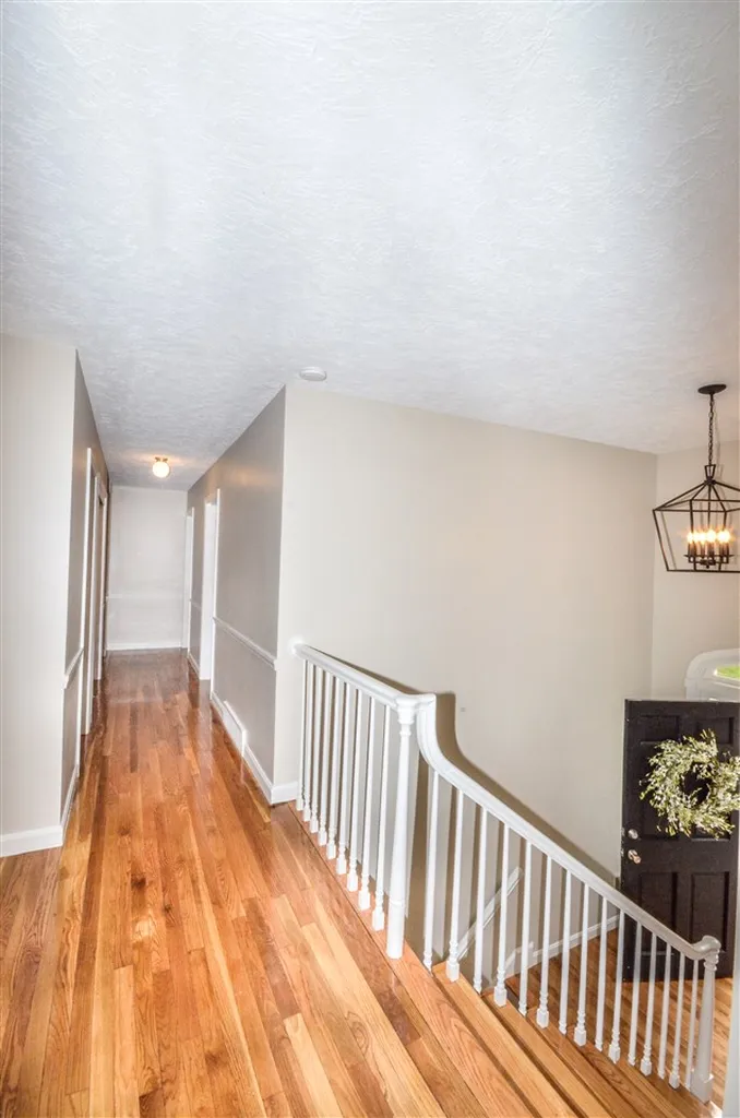 19 Birchwood Circle Bedford NH 03110