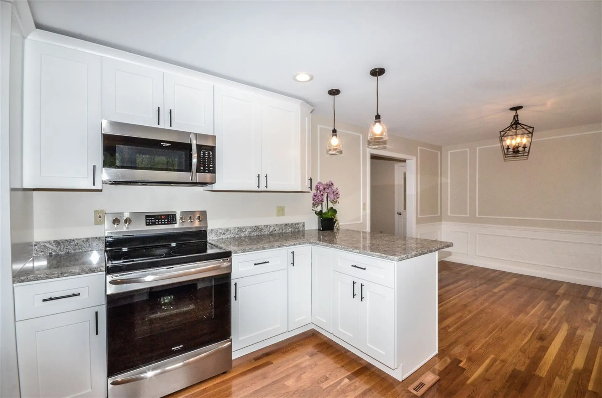 19 Birchwood Circle Bedford NH 03110