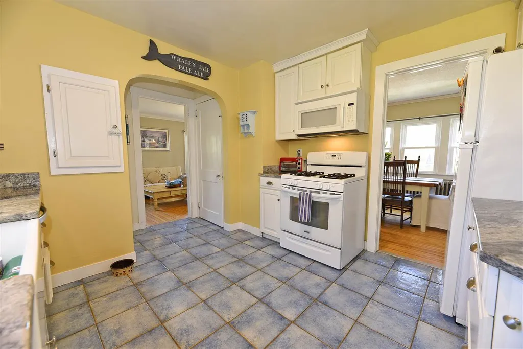 57 Hoover Street Burlington VT 05401