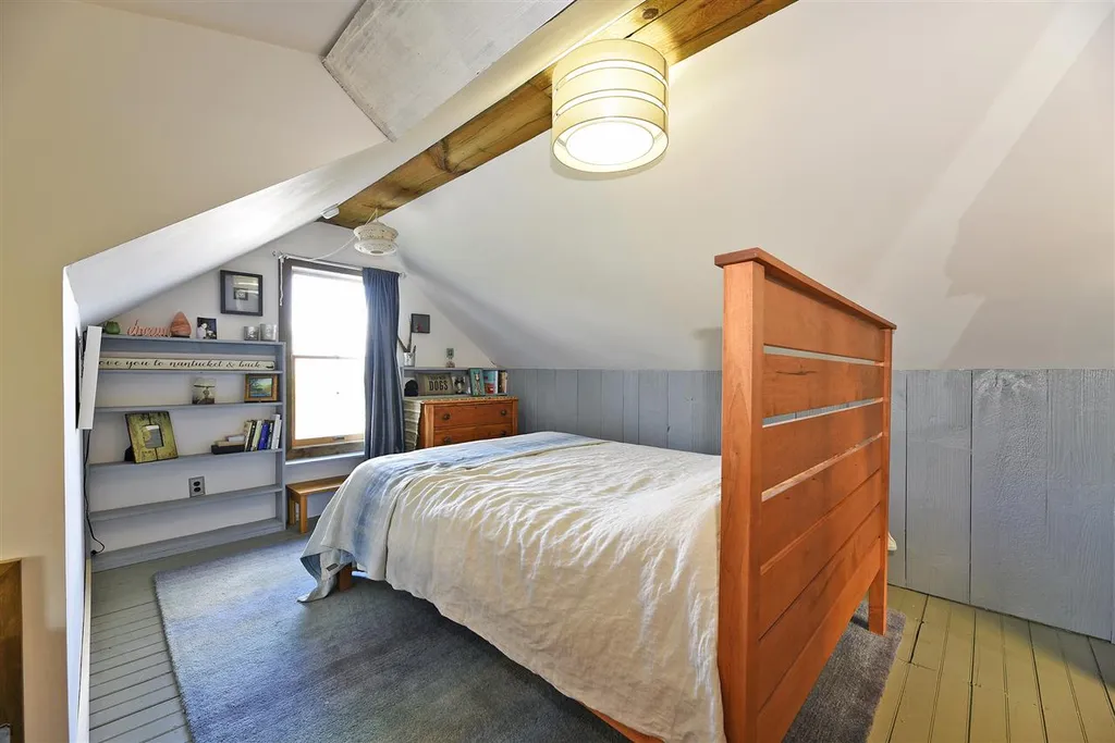 57 Hoover Street Burlington VT 05401