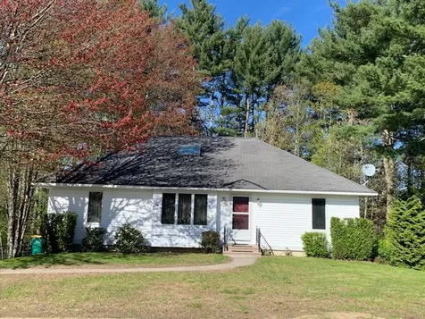7 Stillwater Circle Rochester NH 03839