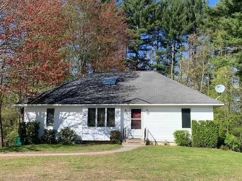 7 Stillwater Circle Rochester NH 03839