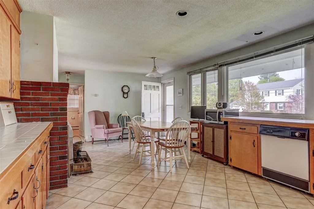 41 Sawyer Road Keene NH 03431