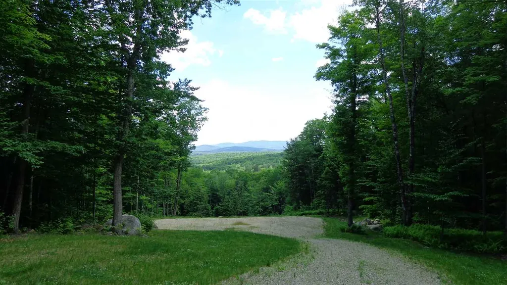 87 Old Post Road Newbury NH 03255