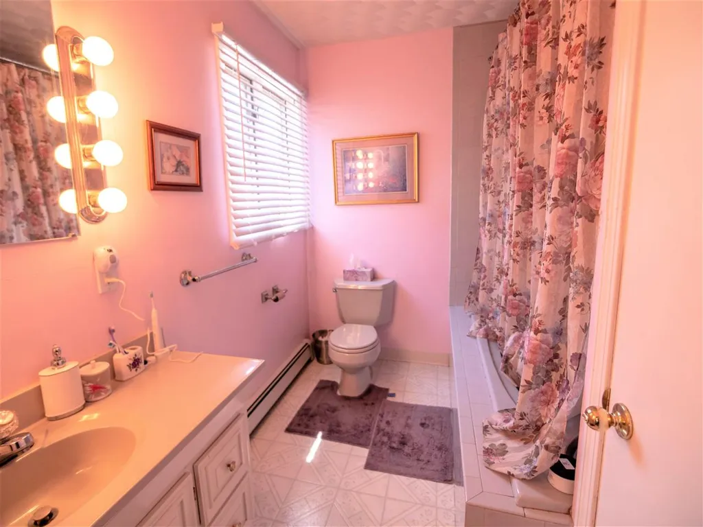 165 Candlewood Hill Road Francestown NH 03043